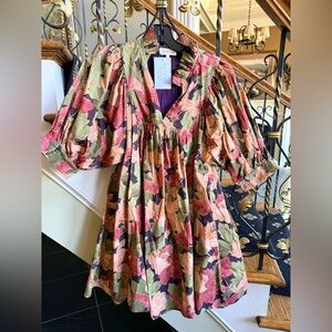 Entro NWT Fall Printed Dress. Lined. Beautiful colors. Size S. Cotton.